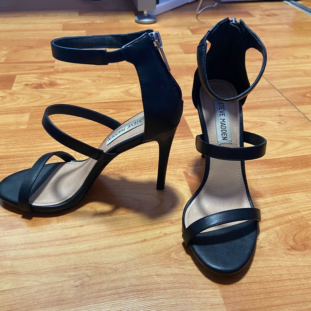 Feelya Steve Madden Heel